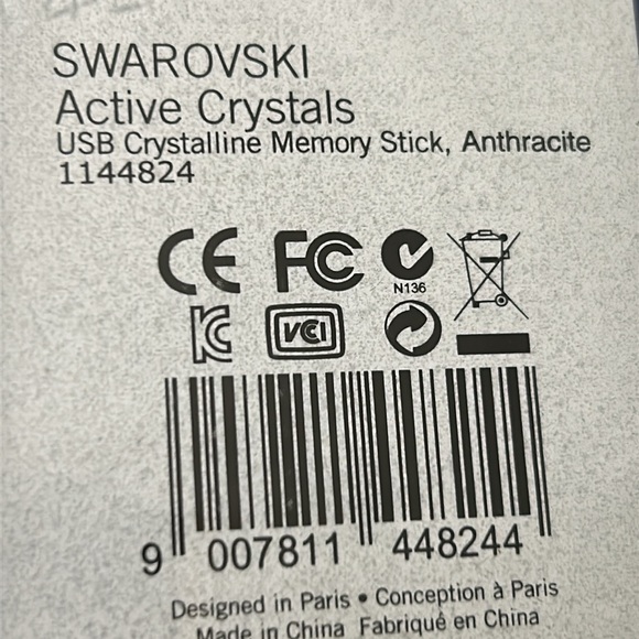 🖤NIB💕Swarovski Crystals USB 4GB Memory Key in box - Picture 6 of 9